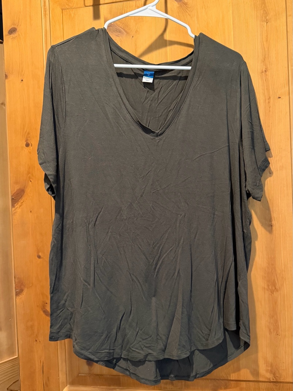 Old Navy Luxe Women's V-Neck Short Sleeve Tee - Dark Olive